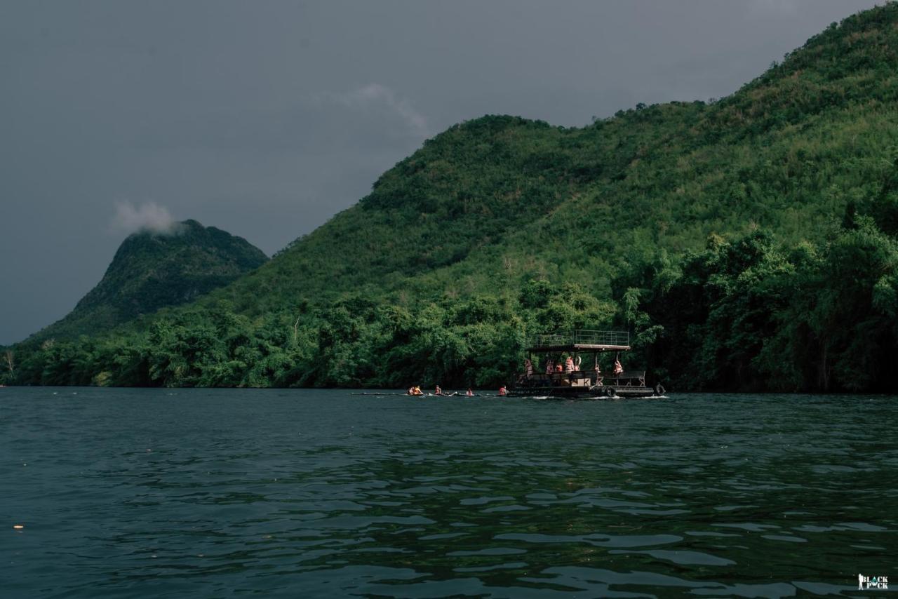 ชอว์ งาทอง รีสอร์ต Chor Ngar Thong Erawan Kanchanaburi Exterior photo