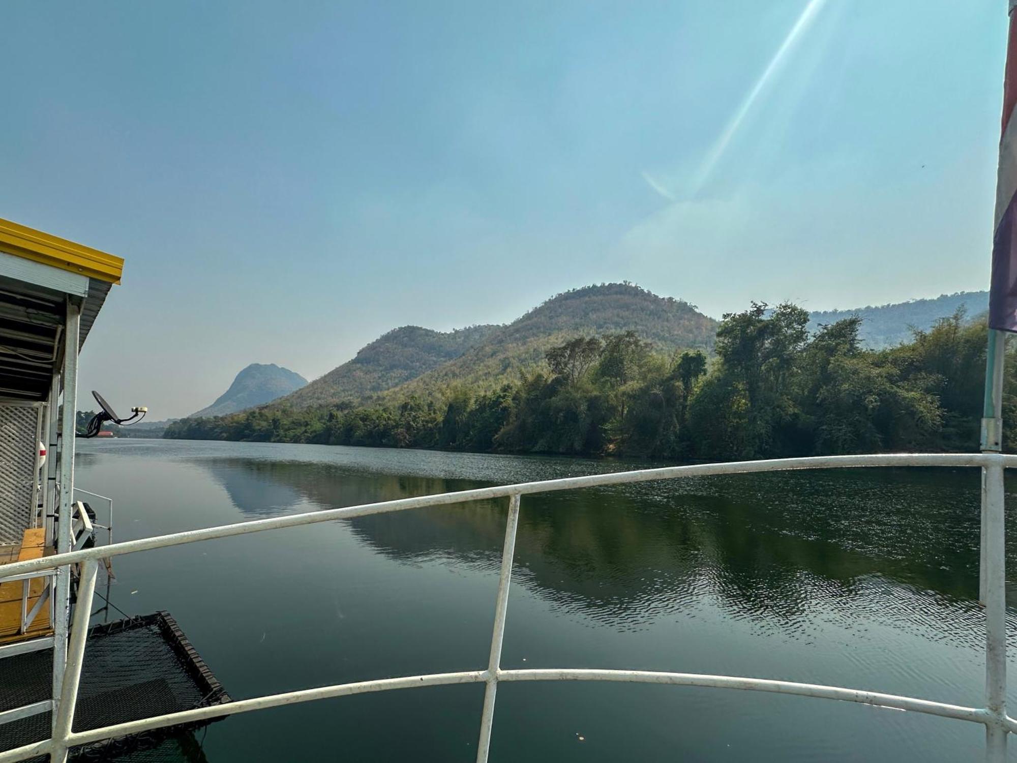 ชอว์ งาทอง รีสอร์ต Chor Ngar Thong Erawan Kanchanaburi Exterior photo