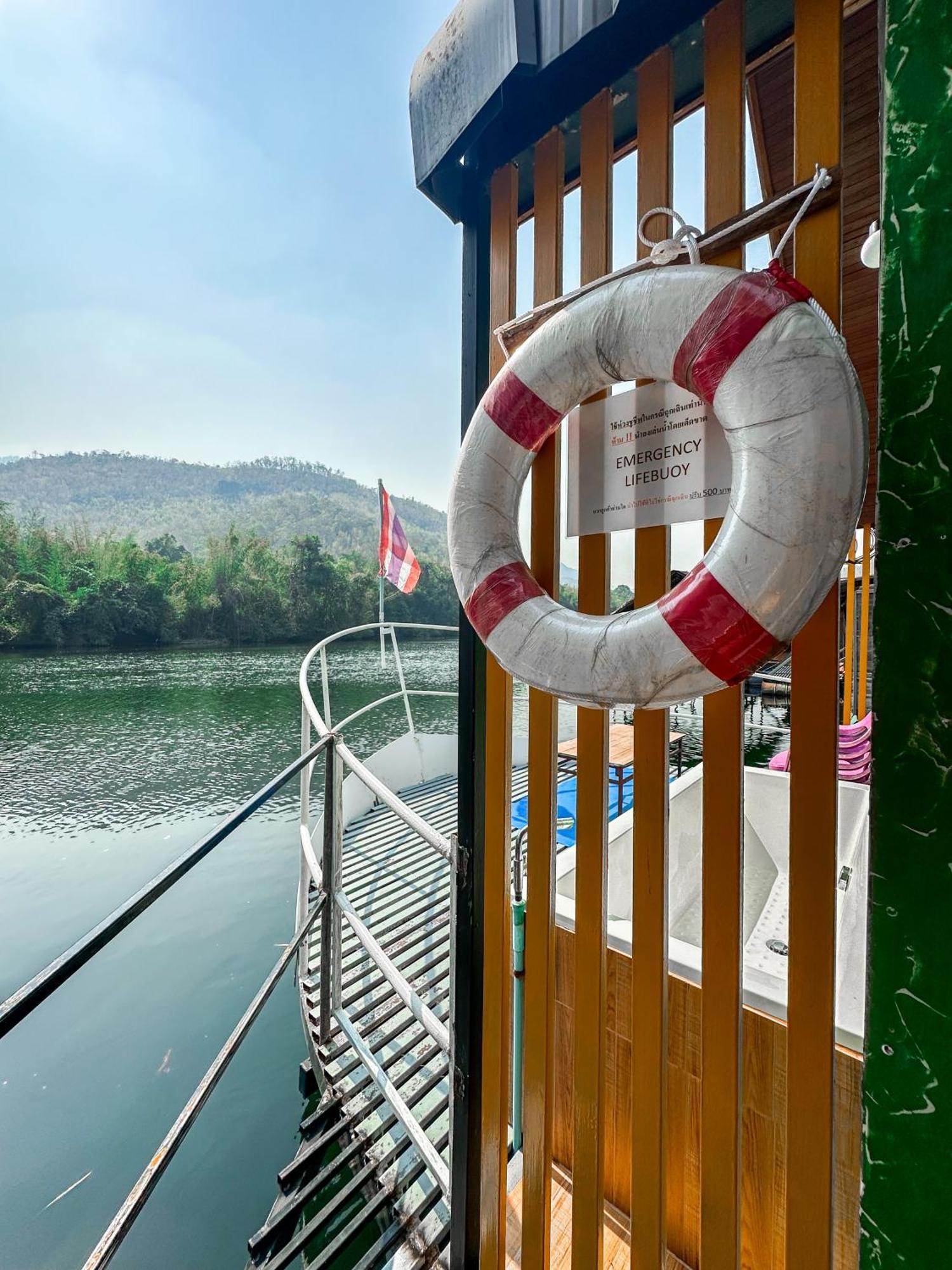 ชอว์ งาทอง รีสอร์ต Chor Ngar Thong Erawan Kanchanaburi Exterior photo