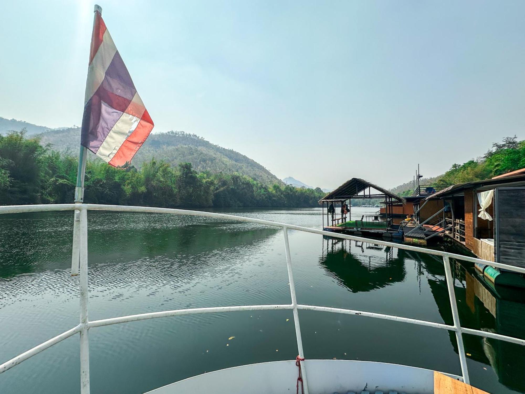 ชอว์ งาทอง รีสอร์ต Chor Ngar Thong Erawan Kanchanaburi Exterior photo